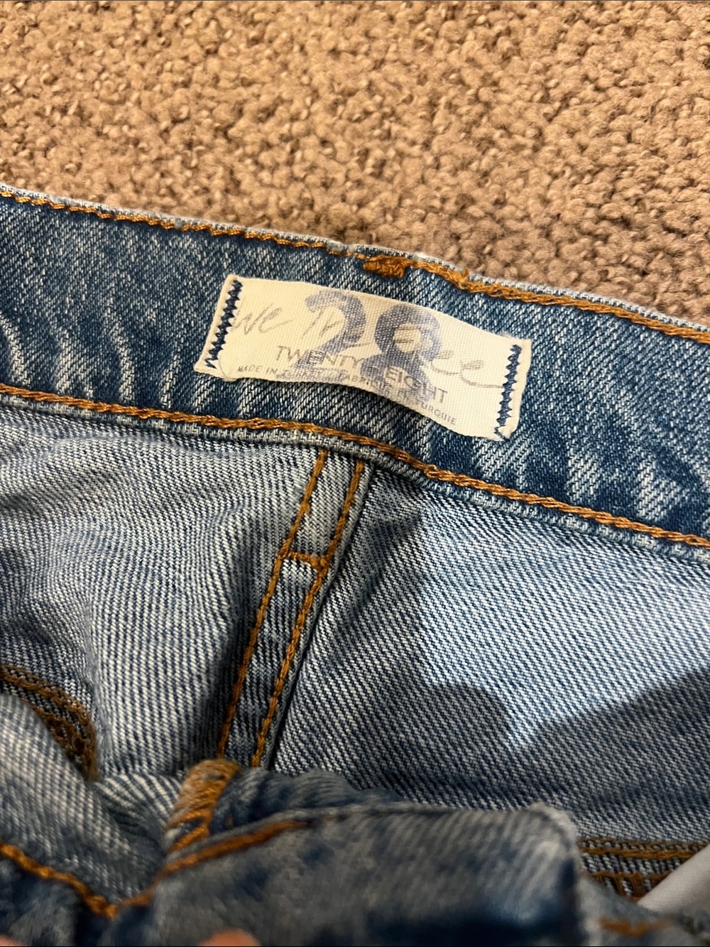 Free People Heart Of Gold Patch Jeans flare crop 28 - Picture 3 of 8